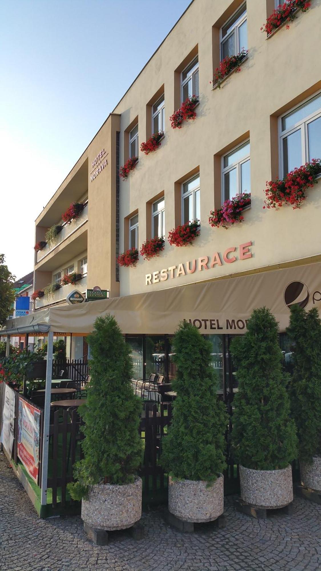 Hotel Morava Jevíčko Extérieur photo
