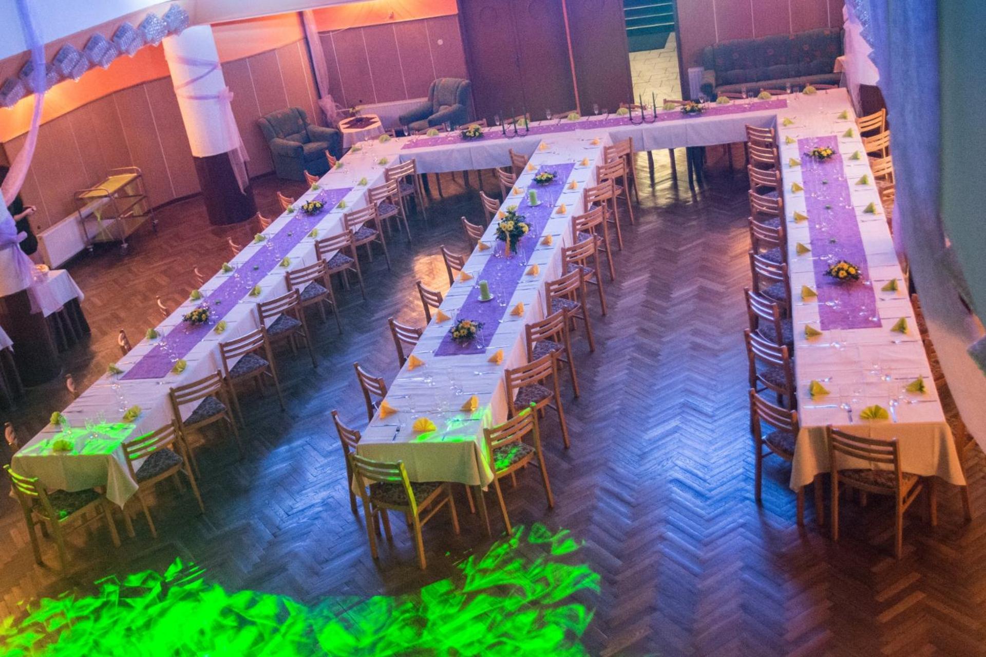 Hotel Morava Jevíčko Extérieur photo