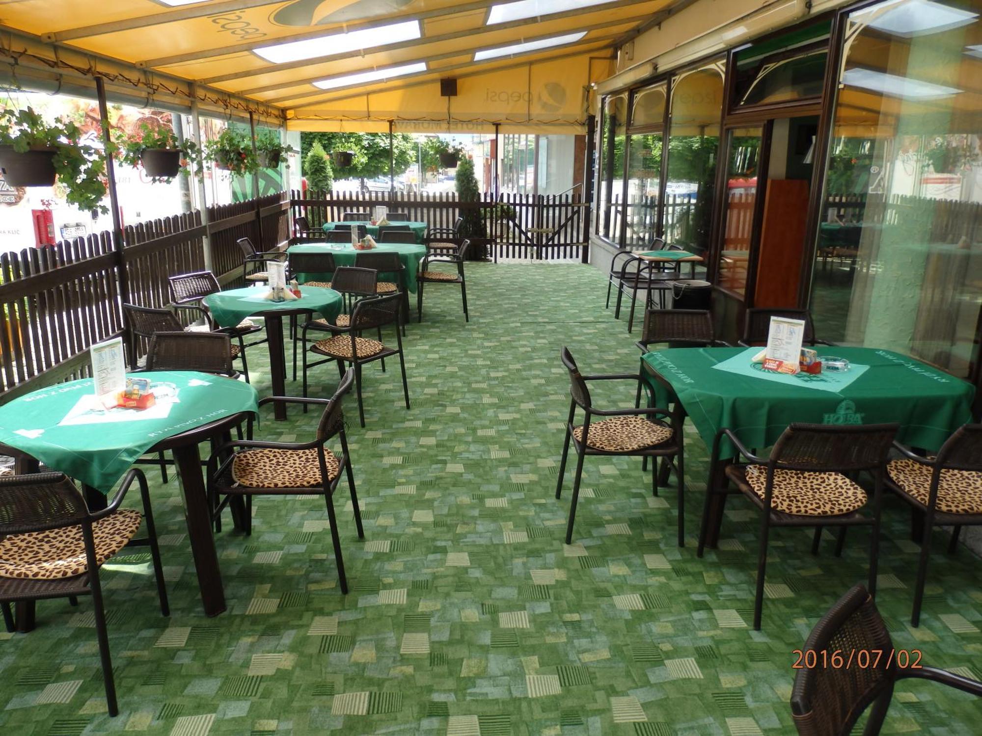 Hotel Morava Jevíčko Extérieur photo